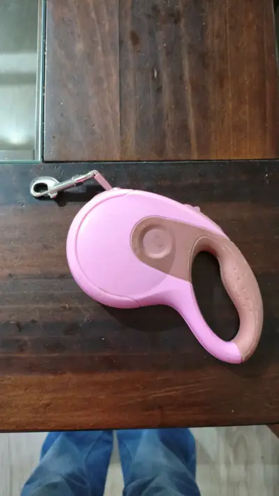 Correa extensible para perro rosa - miniatura 1