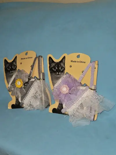 Arnés para gato con encajes - miniatura 1