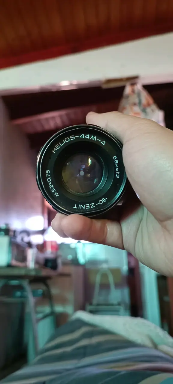 Lente Helios 44M-4 58mm + Adaptador Sony E mount - 4