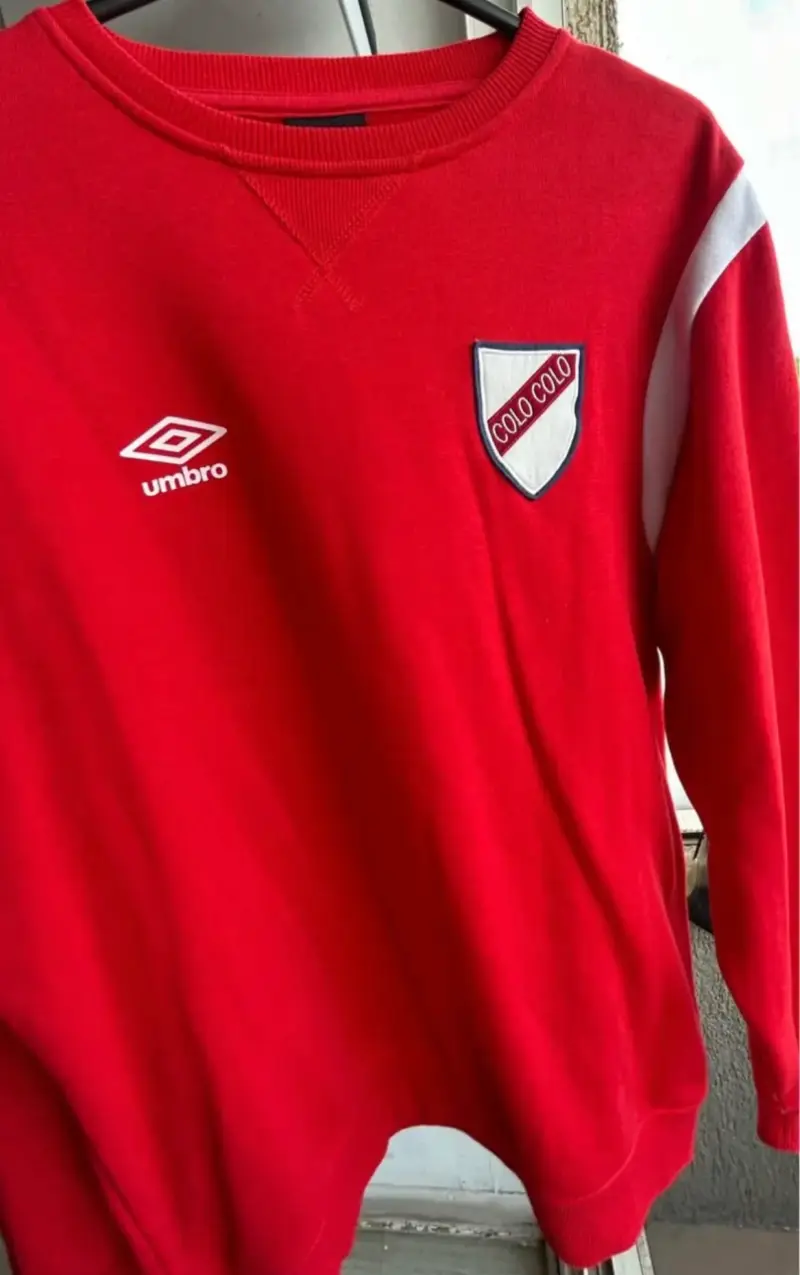 Polerón rojo Umbro Colo-Colo talla M - 3