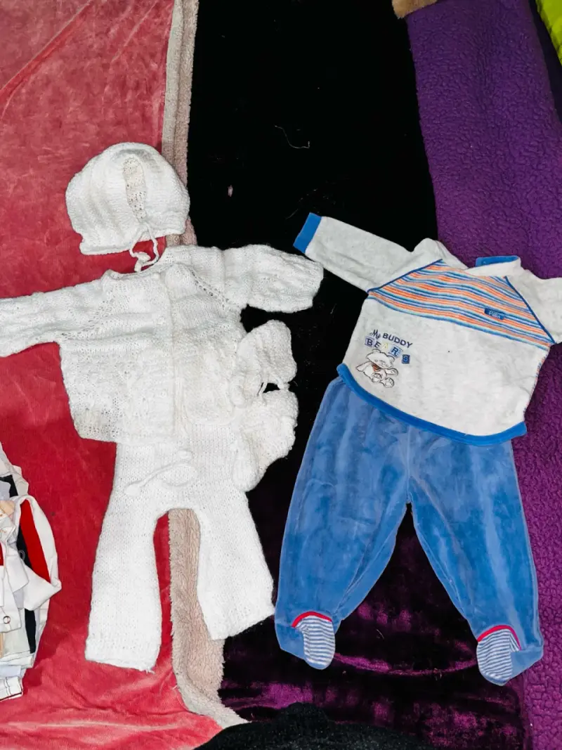 Lote de ropa bebe - 2