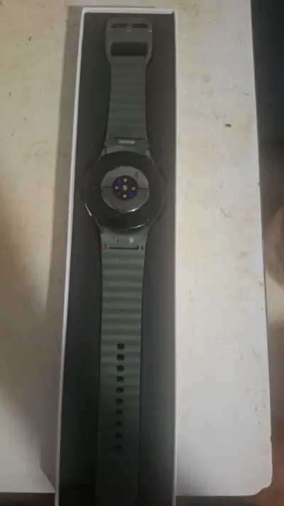 Reloj inteligente Samsung - miniatura 3