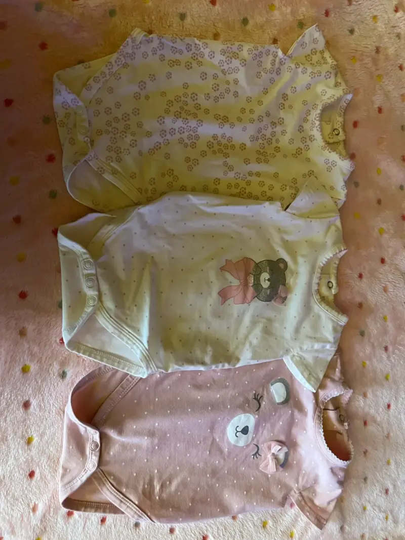 Pack de 3 bodys para bebé - 1
