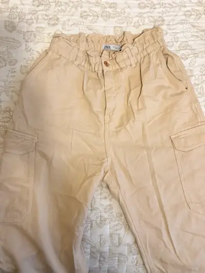 Jeans cargo Zara beige - miniatura 3