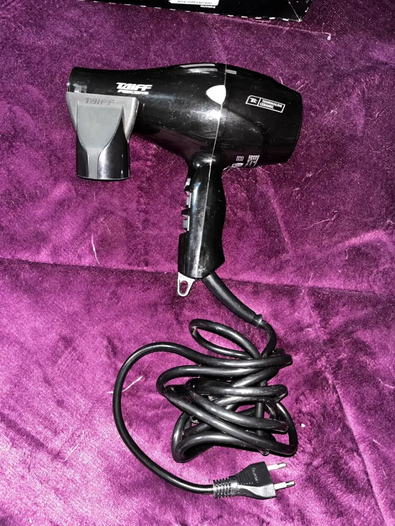 Secador de pelo Taiff profesional negro - 1