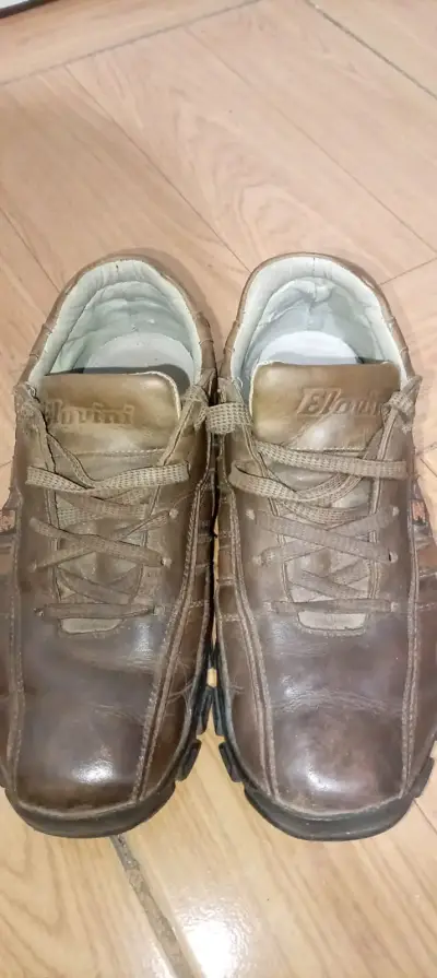 Zapatos marrones de cuero número 39 - miniatura 1