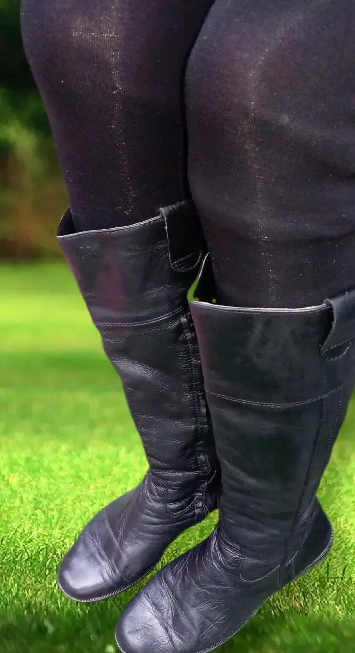 Botas de cuero color negro número 38 - 5