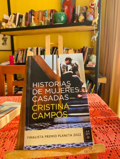 Libro 'Historias de Mujeres Casadas' - miniatura 1