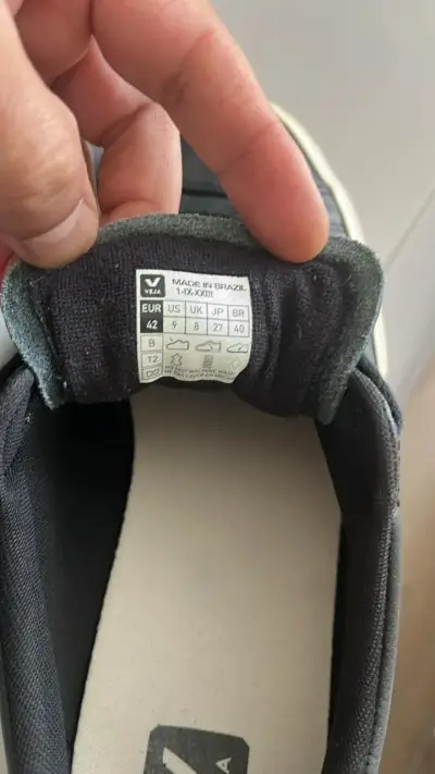 Zapatillas veja hombre - miniatura 2