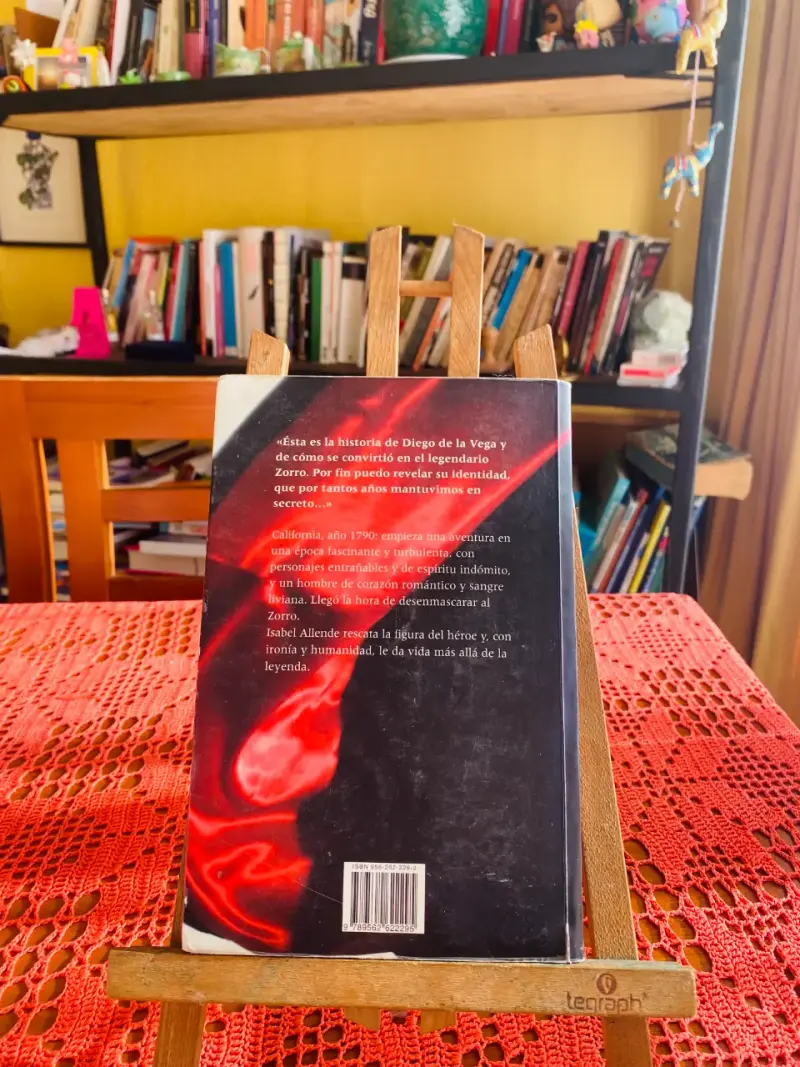 Libro 'El Zorro' Isabel Allende - 2
