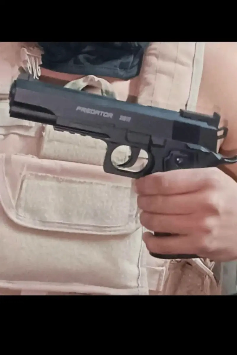 Pistola de c02 marca predator - 1
