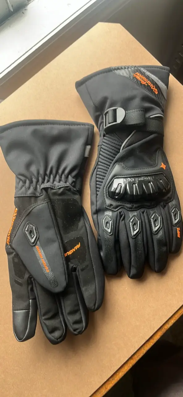 Guantes de moto negros