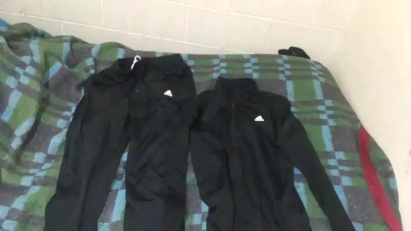Conjunto deportivo negro Adidas - 2