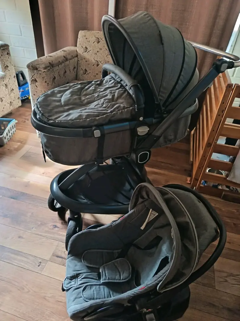 Coche para bebé gris oscuro - 2