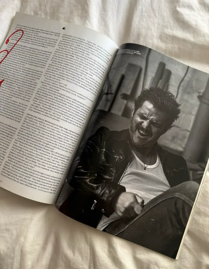 Revista Esquire edición Pedro Pascal - 2