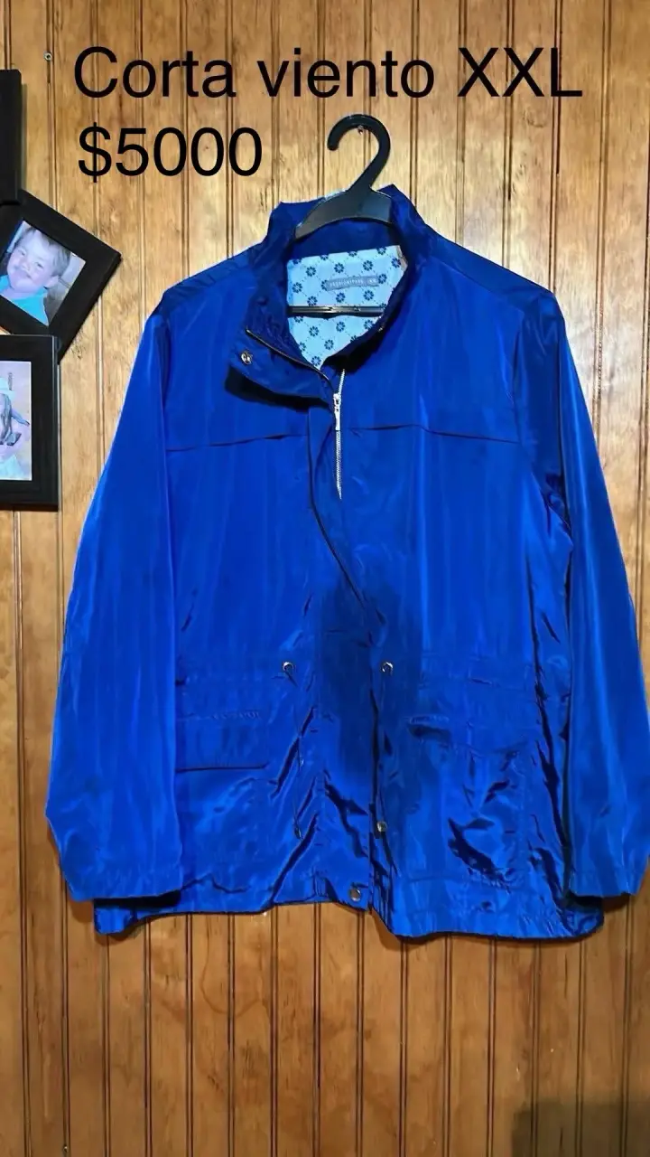 Corta viento azul XXL