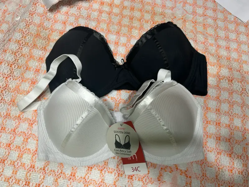 Set de sostenes negro y blanco - 1