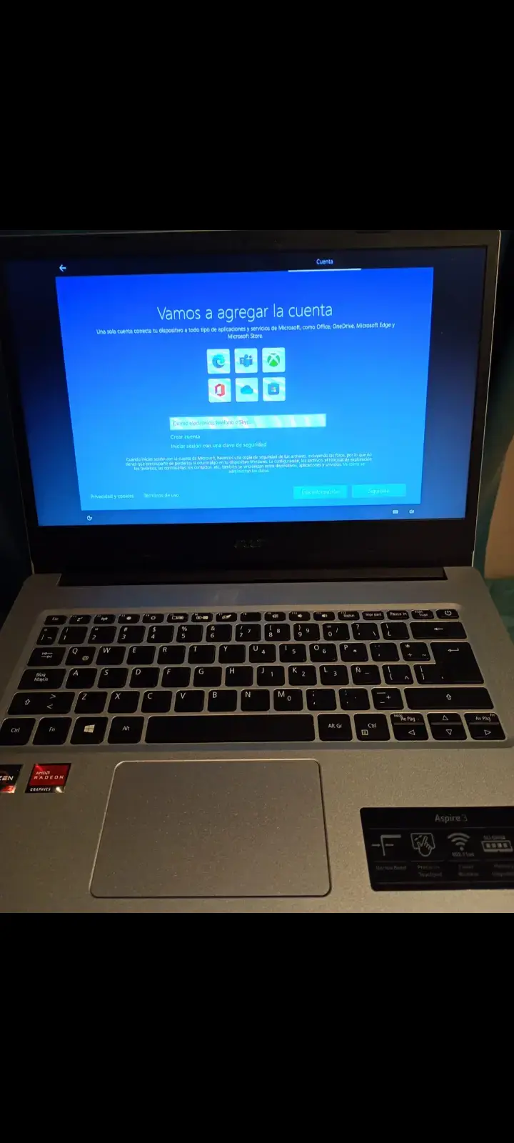 Notebook Acer Aspire 3 con Ryzen - 2
