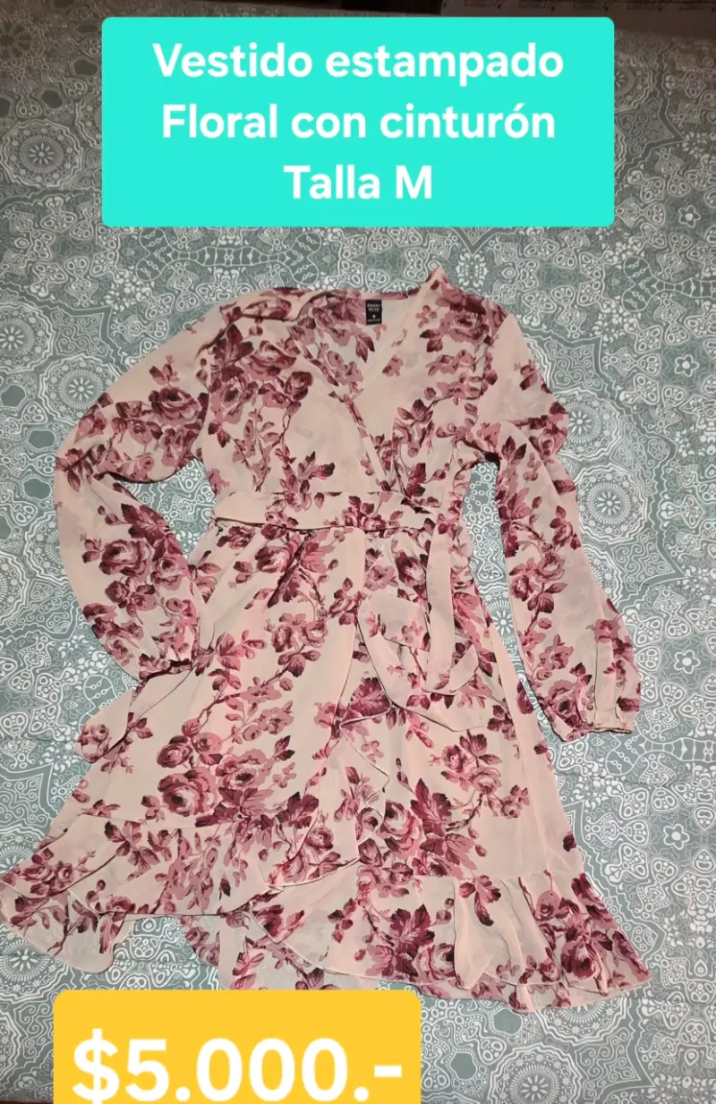 Vestido floral con cinturón