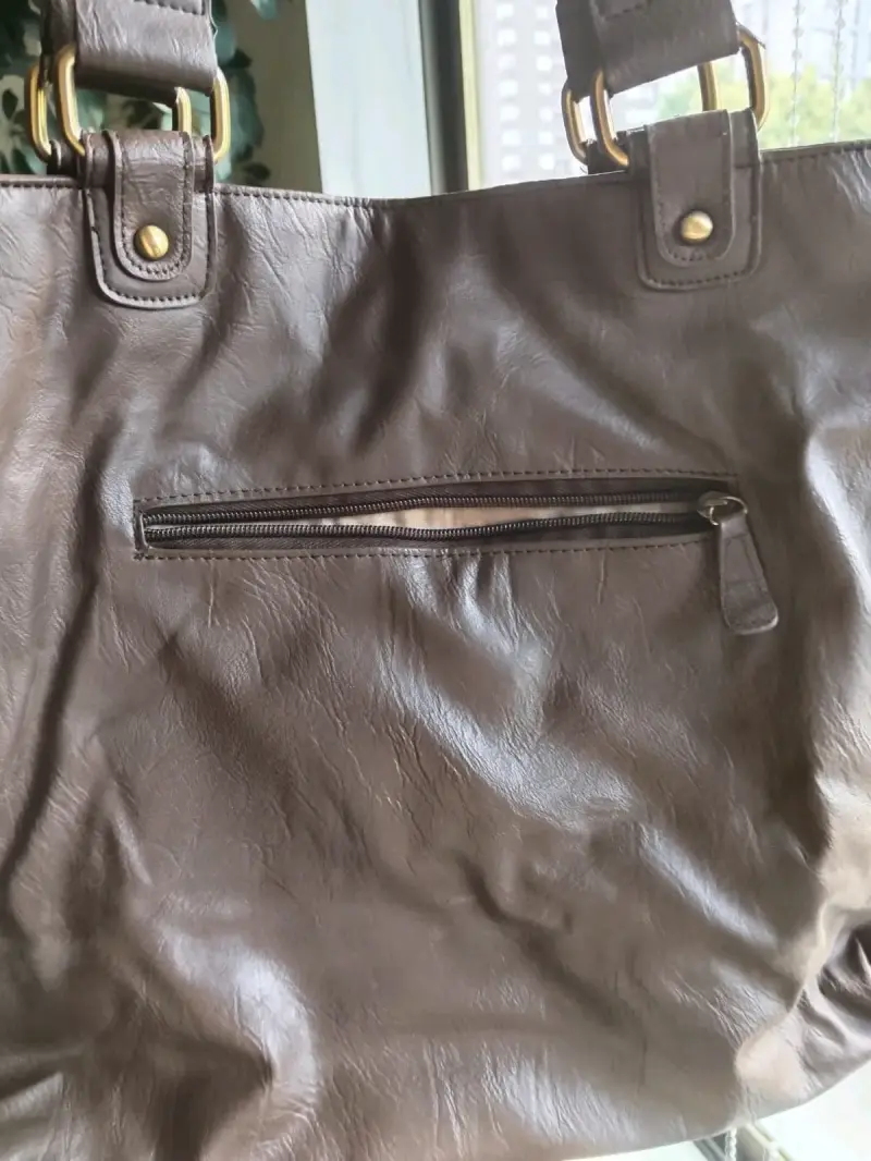 Cartera marrón con hebillas - 4