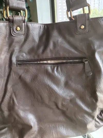 Cartera marrón con hebillas - miniatura 4