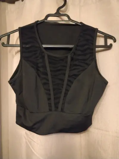 Polera sin mangas negra casual - miniatura 2