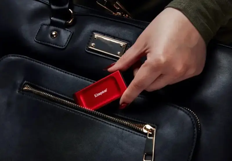 SSD externo Kingston rojo 1 tb - 4