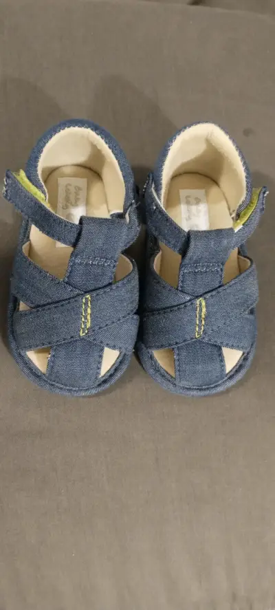 Sandalias de bebé de mezclilla - miniatura 1