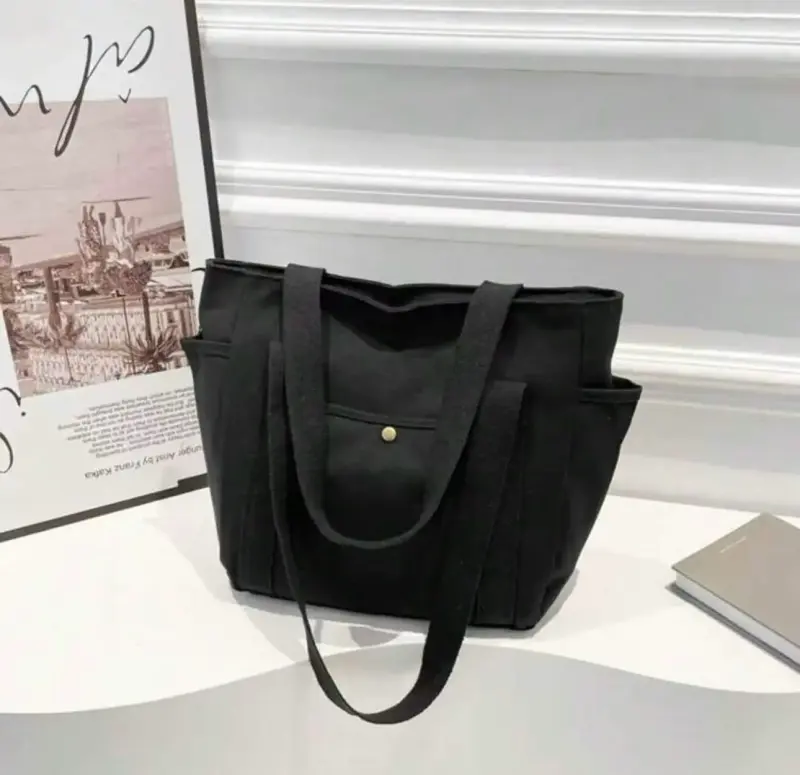 Bolso tote negro con bolsillos - 2