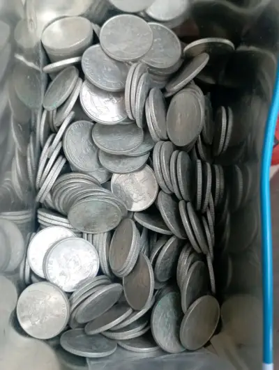 Lote de monedas antiguas chilenas - miniatura 1