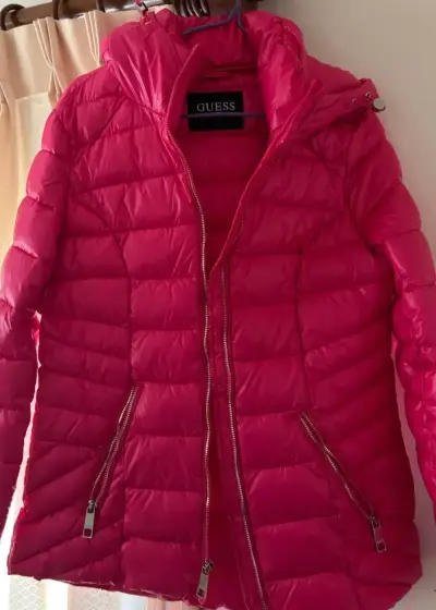 Chaqueta Guess acolchada rosa - miniatura 1
