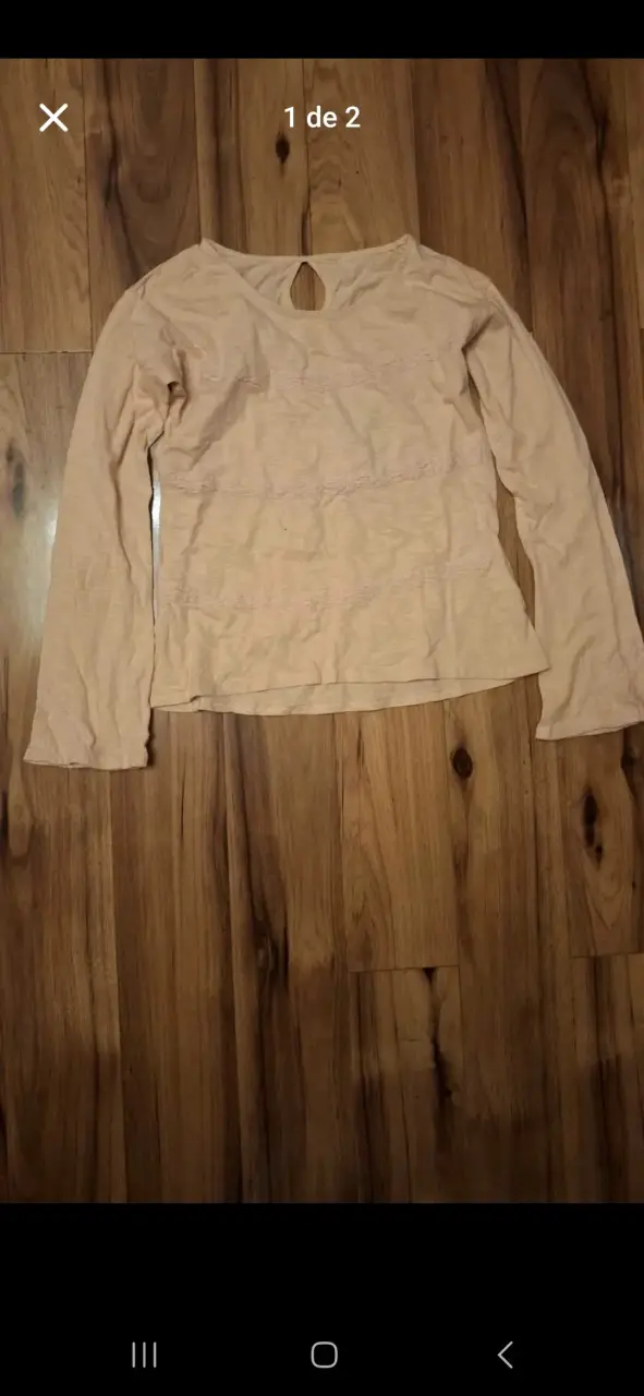 Polera beige con detalle - 1