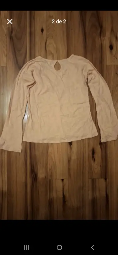 Polera beige con detalle - miniatura 2