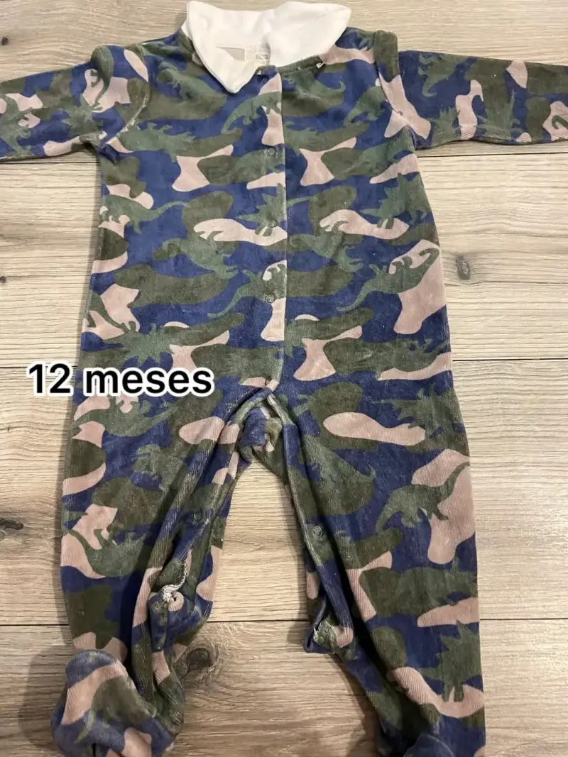 Pijama camuflaje 12 meses