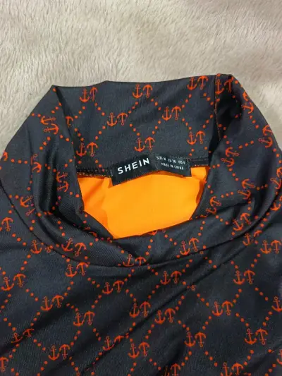 Polera deportiva estampada - miniatura 2