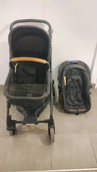 Coche de paseo negro con silla - miniatura 5