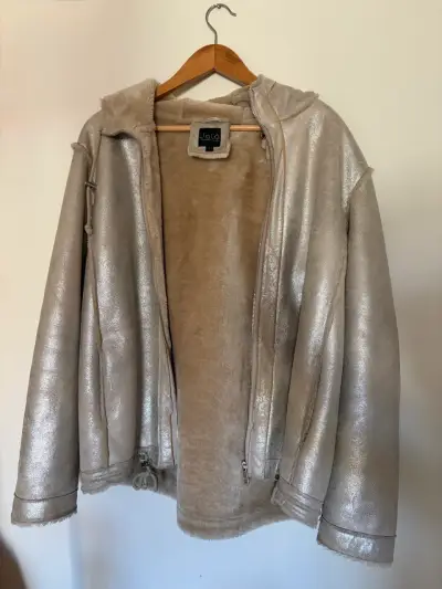 Chaqueta Liola de piel sintética beige - miniatura 2