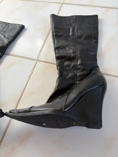 Botas de cuero negras elegantes - miniatura 2