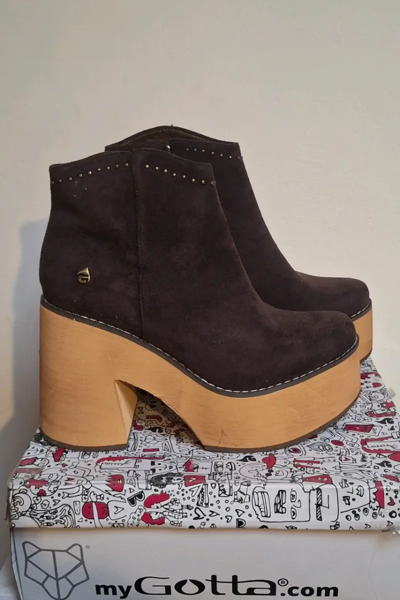 Botines plataforma café GOTTA NUEVOS