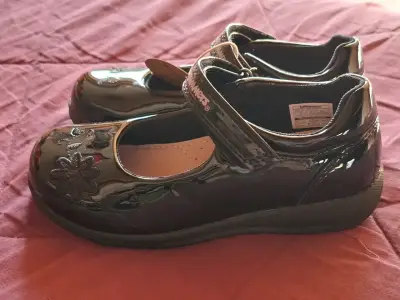 Zapatos negros para niña B-Lite - miniatura 4