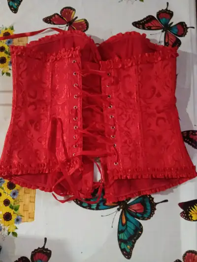 Corset rojo con broches - miniatura 3