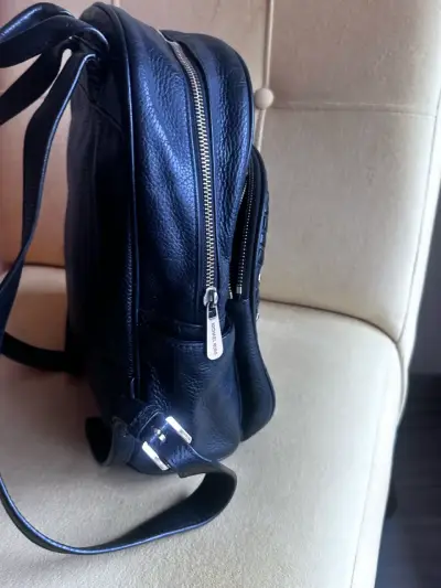 Mochila negra de cuero  con tachas Michael Kors - miniatura 3