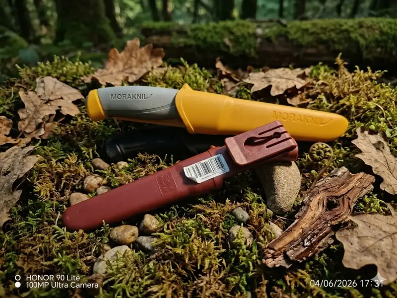 Cuchillos Morakniv con funda - 1