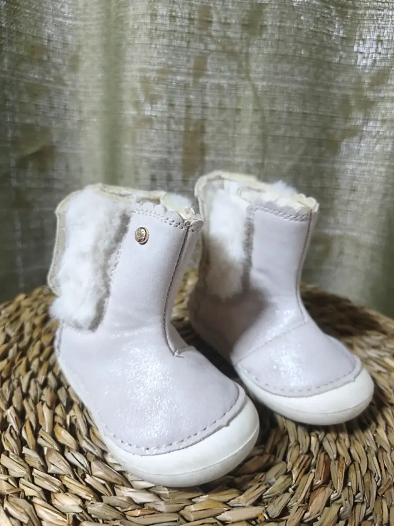 Zapatos de bebé blancos con flores - 3
