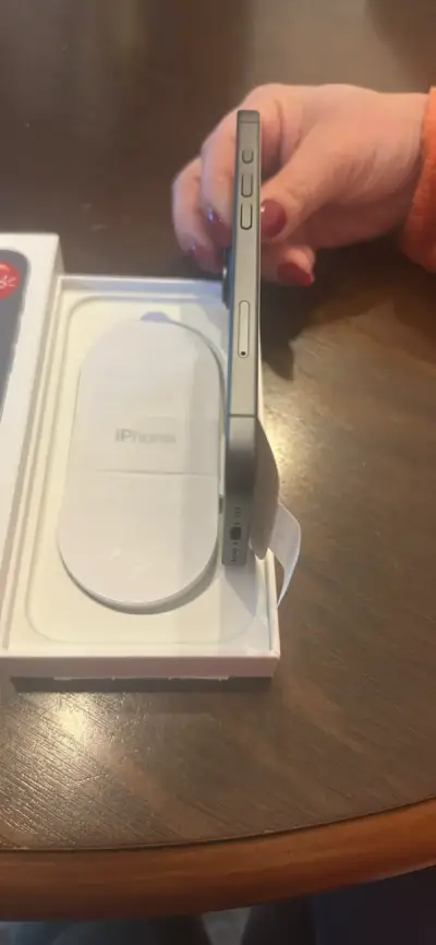 iPhone17 256 gb nuevo sin uso con caja - miniatura 4