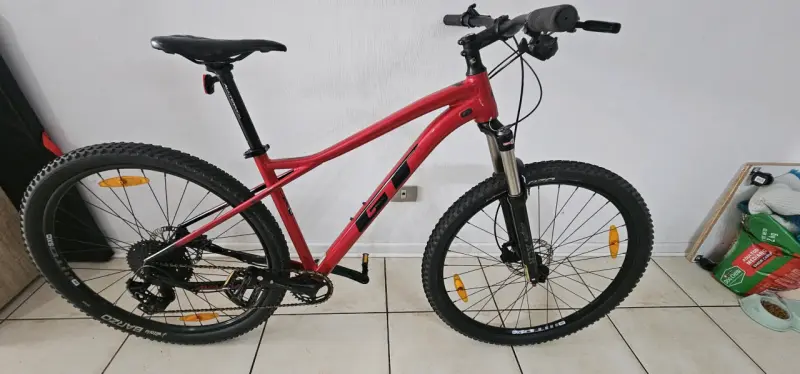 Se vende bicicleta marca GT aro 29 - 5
