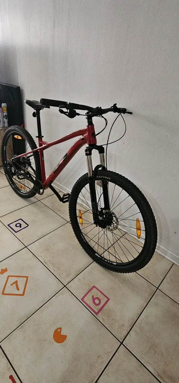 Se vende bicicleta marca GT aro 29 - 6