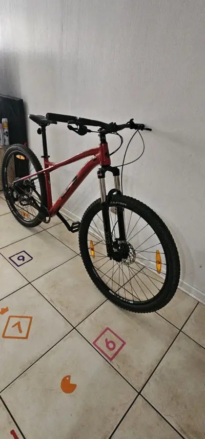 Se vende bicicleta marca GT aro 29 - miniatura 6