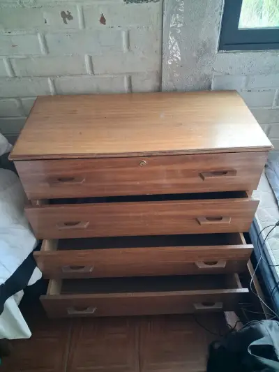 Cómoda de madera con cajones - miniatura 2