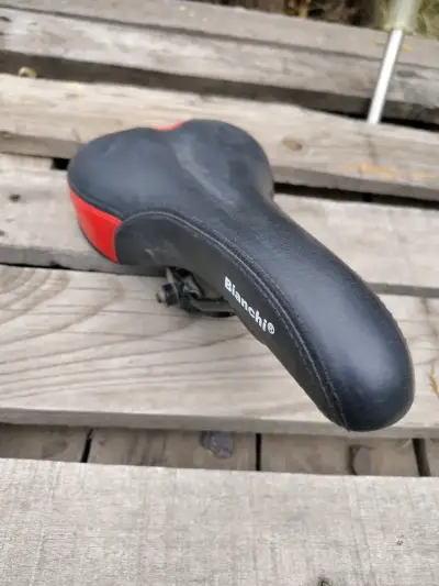 Asiento bicicleta Bianchi negro y rojo - miniatura 4